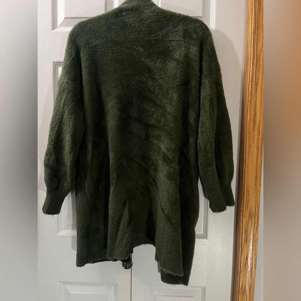 Cardigan - Picture 8 of 8